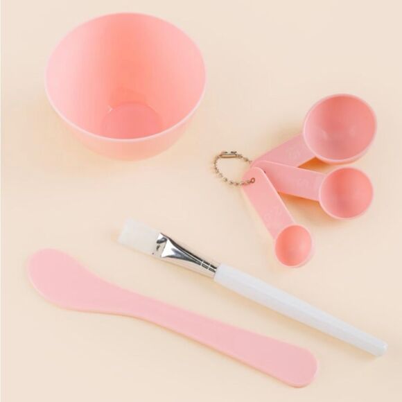 Skin Camp Mask Kit bundle of FOUR. Great gifts - Picture 5 of 7